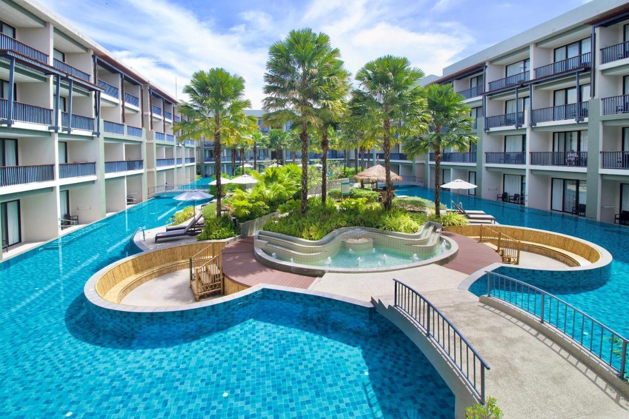 Le Meridien Khao Lak Resort & Spa Exterior photo